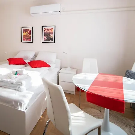 Apartment Free Parking Riverwalk - 4 Ppl,wi-fi,ac, Tv Budapest